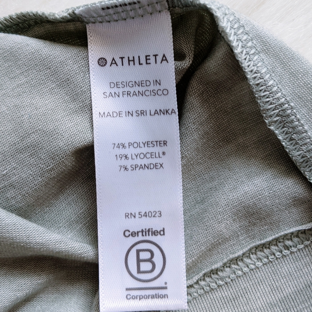 Athleta Essence Twist Front Opal Green Cropped Tank Top | XT2 Anti-Odor | S - Picture 7 of 11